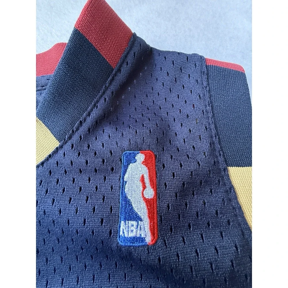 Adidas Cleveland Cavaliers LeBron James #23 Jersey Youth XL NBA Length +2